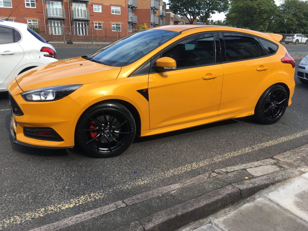 Ford Focus ST MK3 Fitted with Bola B25 Matt Black - Contact Autostyle 01517227755